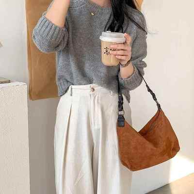 棕色麂皮绒包包新款韩版腋下包女洋气简约秋冬绒面单肩斜挎包
