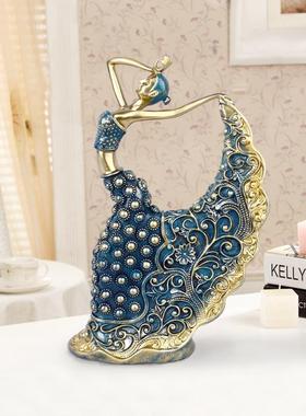 树脂工艺品现代简约孔雀舞女创意工艺品客厅家居装饰摆件情侣礼物