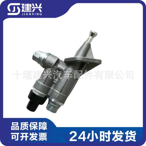 东风6BT5.9柴油发动机枪柄式输油泵3918076/1106N1-010现货