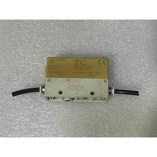 拆机CKD一体化10升/分数显气体流量传感器  FSM2-NVR100-H041
