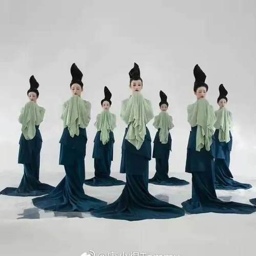 高档222春晚只此绿孟青庆同款舞蹈服千里旸江山图歌舞0演出服古风