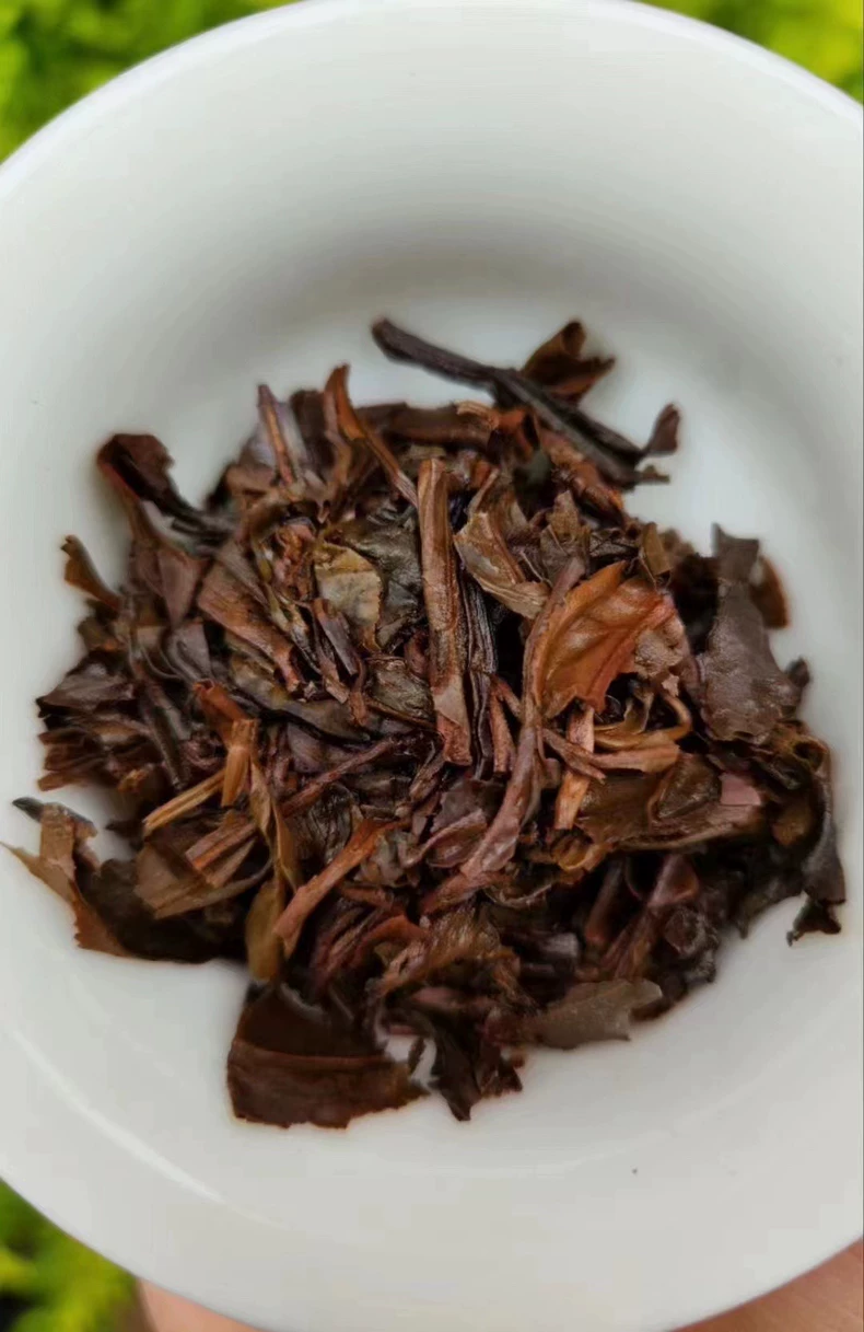 2006銷臺大益7542青餅猛海茶廠出品普洱生茶餅老茶陳茶茶葉一片 普洱茶 BUASHOP普洱老茶
