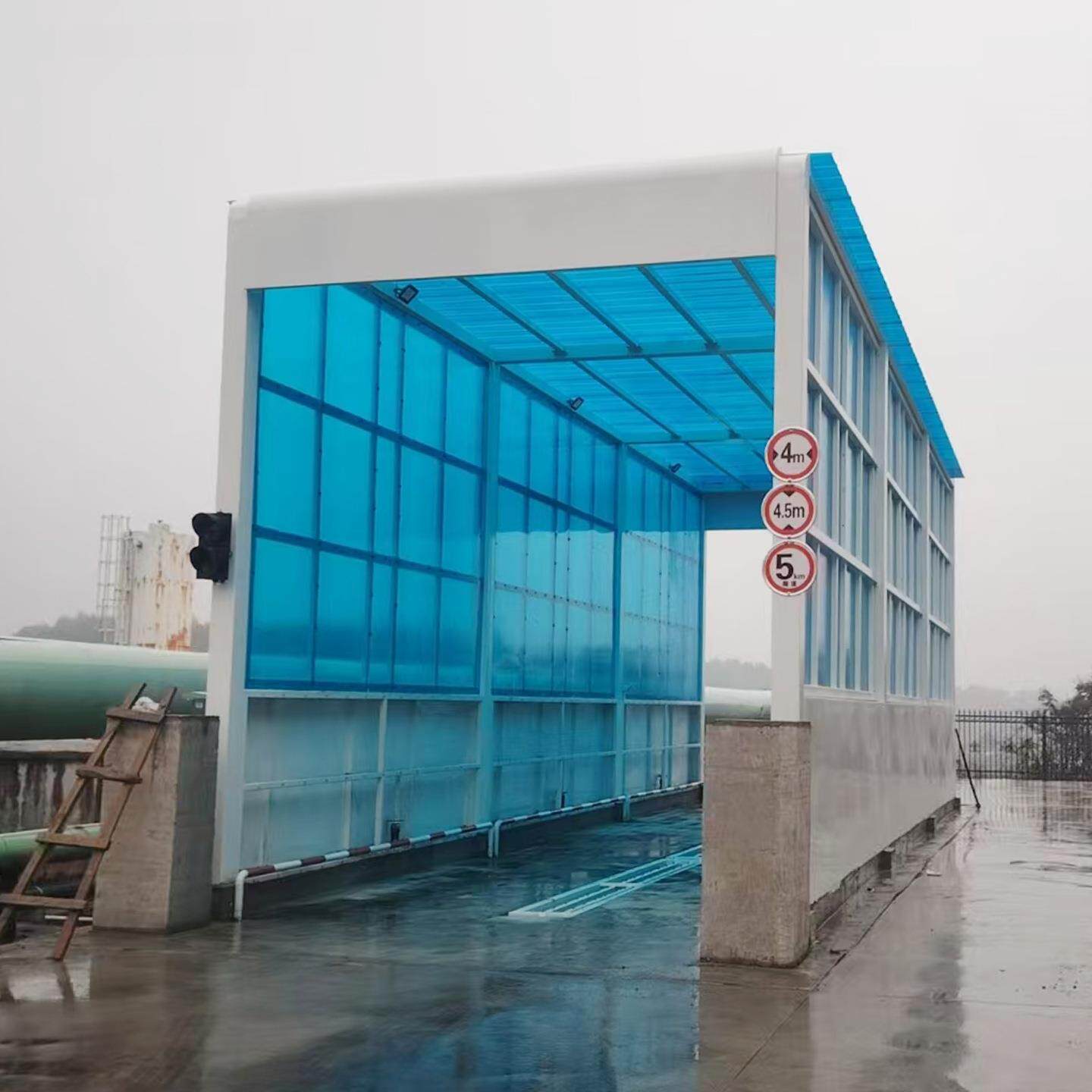 钢铁厂使用龙门洗车机 红外线感应系统启动直喷出水方式洗车装置