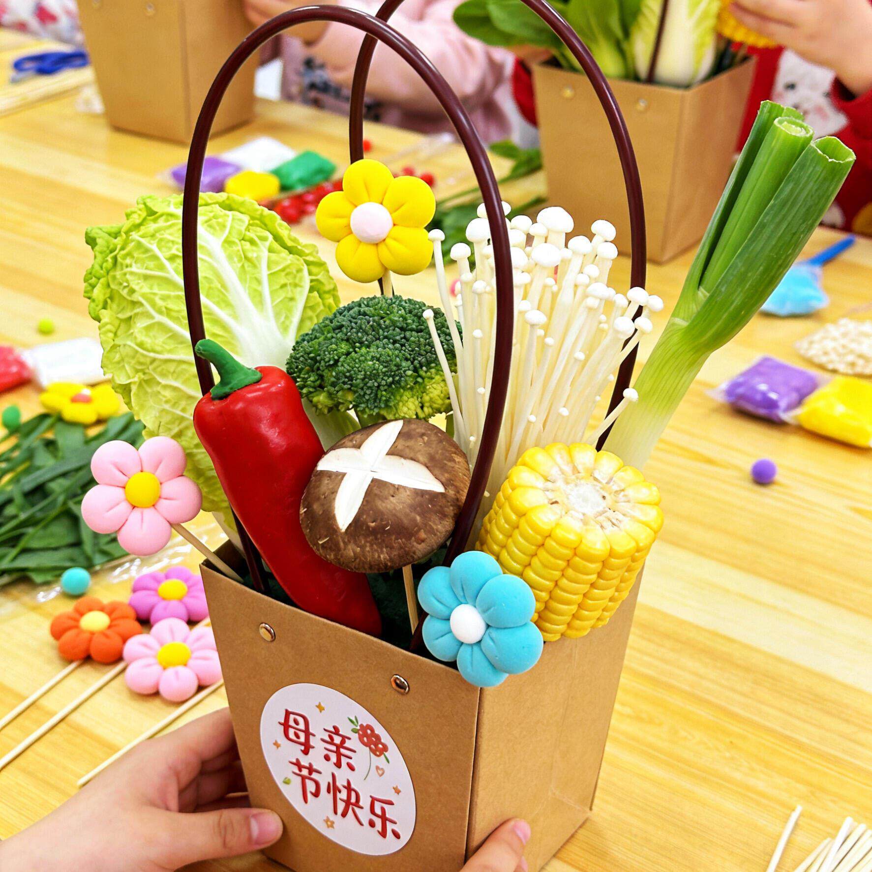 母亲节花束蔬菜篮母亲节活动手作diy手提花袋花泥自制母亲节礼物