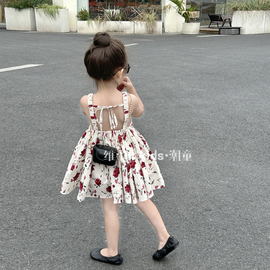 韩国童装2024夏女童(夏女童)复古玫瑰花朵连衣，裙子儿童气质吊带背心裙