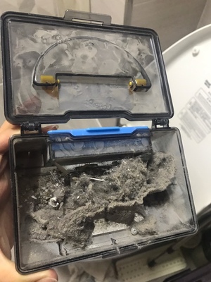 IlifeV3和iRobot890扫地机器人哪个好，优缺点区别是？