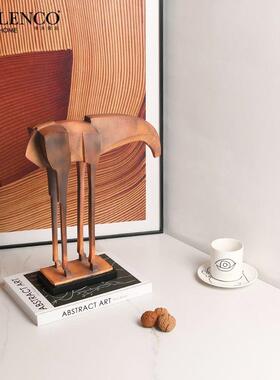 创意极简复古风抽象木马摆件办公室书柜展厅桌面新奇特装饰工艺品