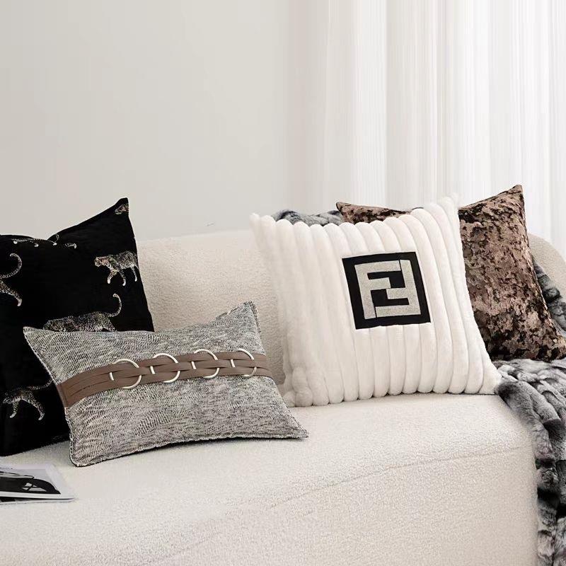 样板房客轻抱枕店奢简约现代软装沙发靠垫厅方枕EDM样板间酒抱枕