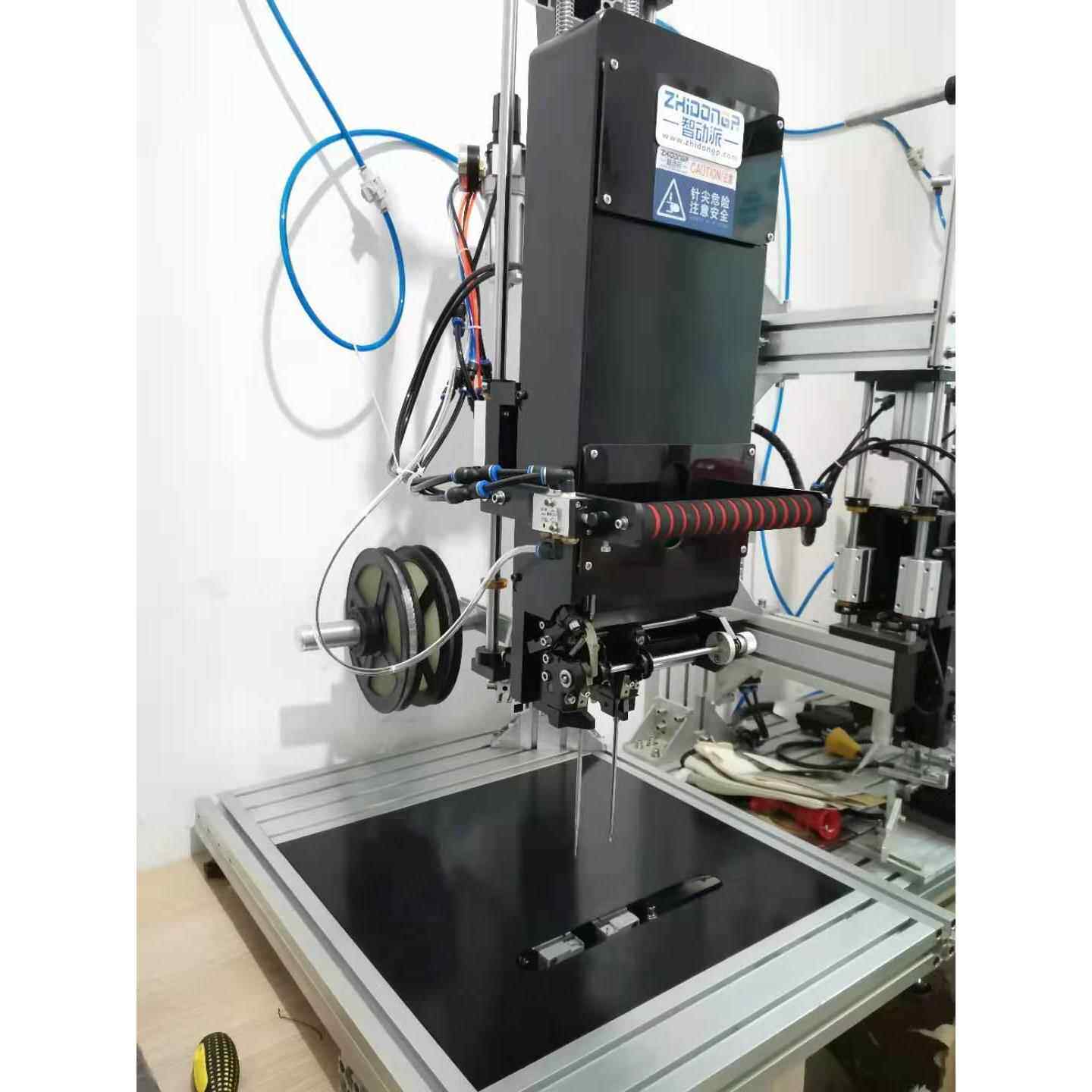 梯形胶针机弹性捆绑板固定胶片扎带机玩具小五金带垫片胶钉机
