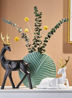 北欧轻奢高档鹿摆件客厅电视柜酒柜家居玄关现代创意简约装饰品