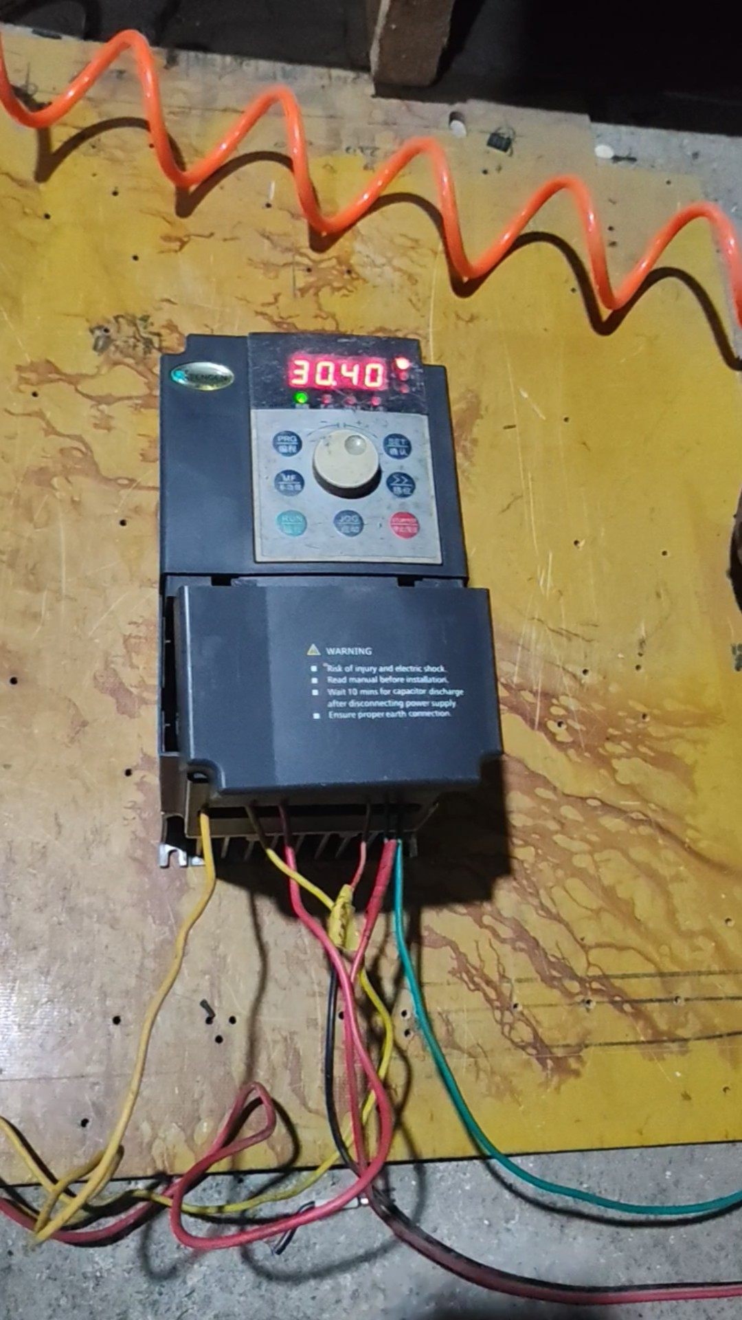 天正变频器TVFD9-4040G 4KW 380V