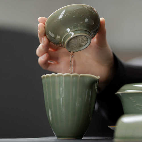 功夫茶组合青瓷底托茶叶家用漏滤陶瓷带手工茶具茶过滤网配件越窑