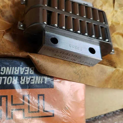 lra2055z  lr4095 滚柱块     lr2055z lr3275z滚动lr2565zthk