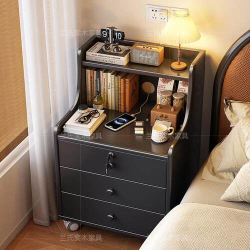 实木床头柜2025新款卧室带锁收纳柜家用小户型床边柜可移动收纳柜