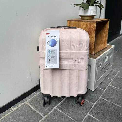 高档质量超女好！扩出口日本行李拉箱20寸登机箱PC旅行箱24寸杆箱