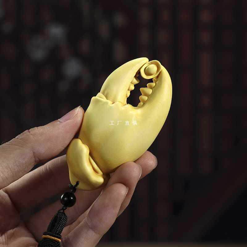 黄杨木雕实木手把件手中有钱汽车饰品家居饰品新中式元宝蟹钳挂件