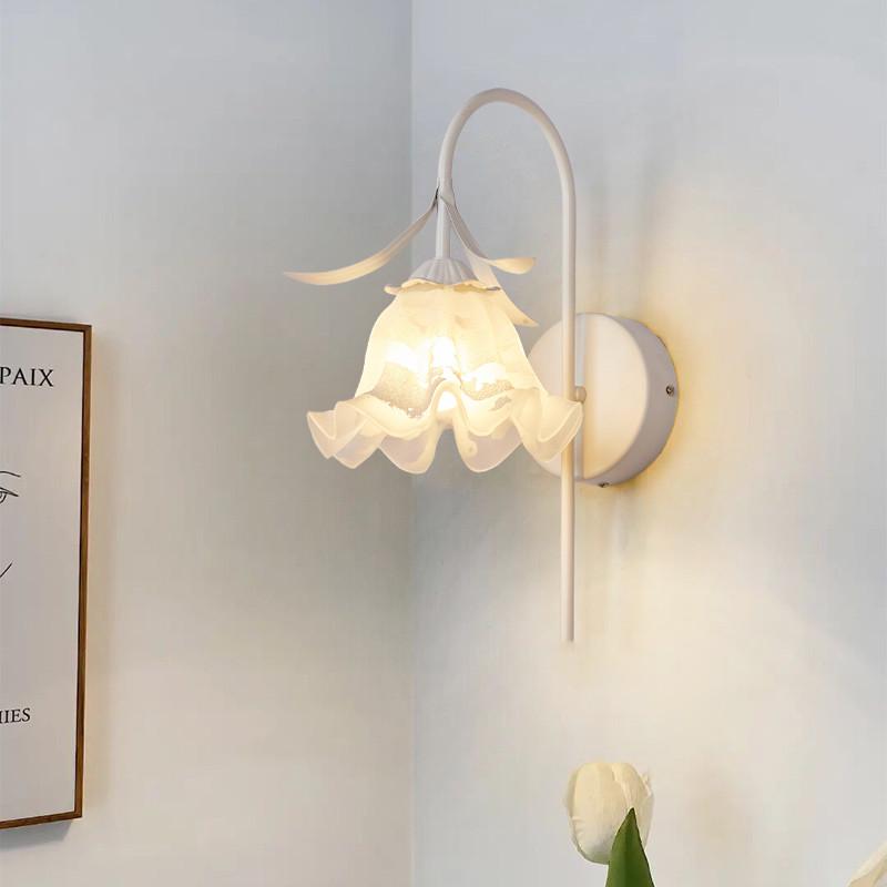 铃兰花壁灯卧室床头灯现代简约网红法式客厅背景墙灯过道楼梯灯具