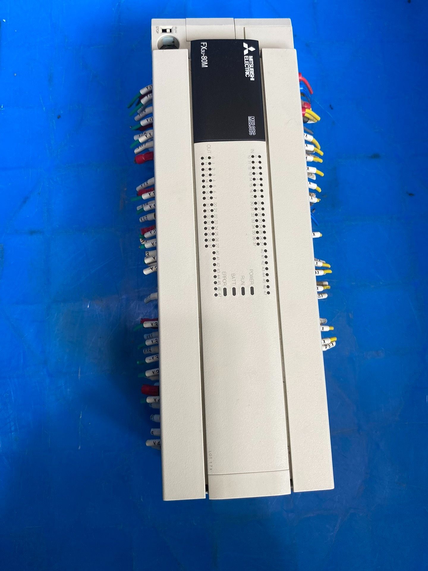 三菱PLC模块，型号FX3U-80MR/ES-A，功能完好，