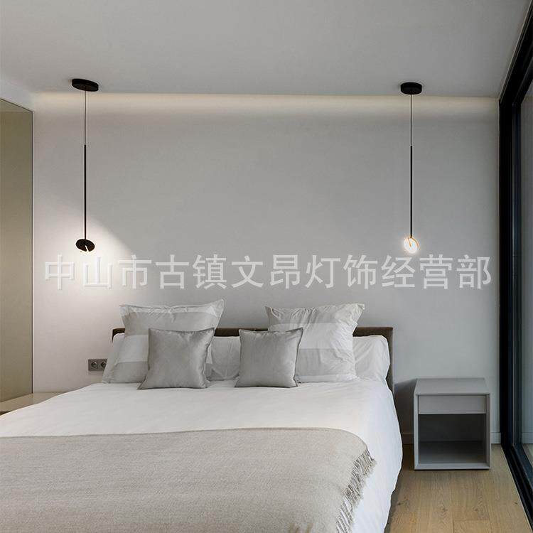 北欧简约餐厅灯设计师创意带摇臂可调客厅吊灯卧室枝形亚克力灯罩
