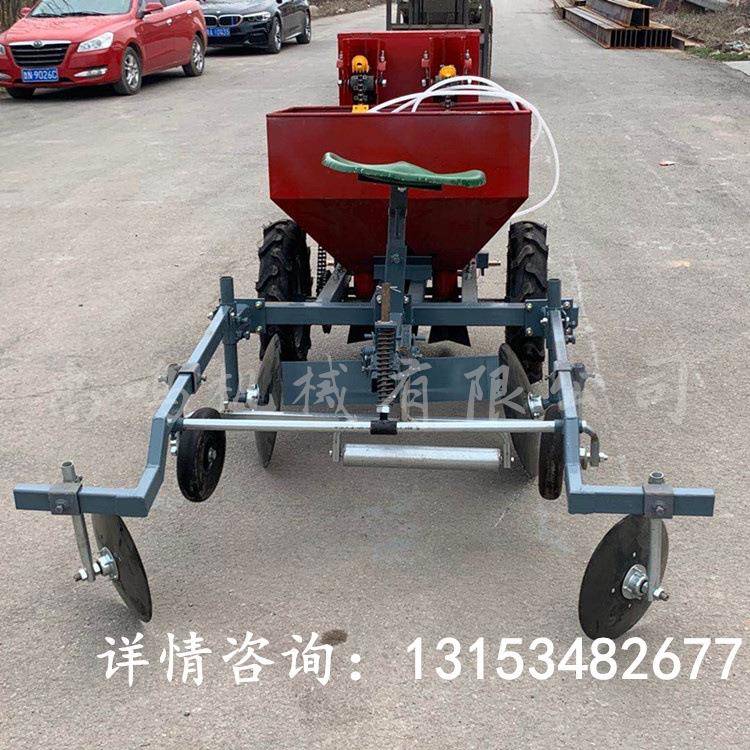 现货供应土豆播种机单双垄马铃薯播种施肥覆膜一体机土豆种植机