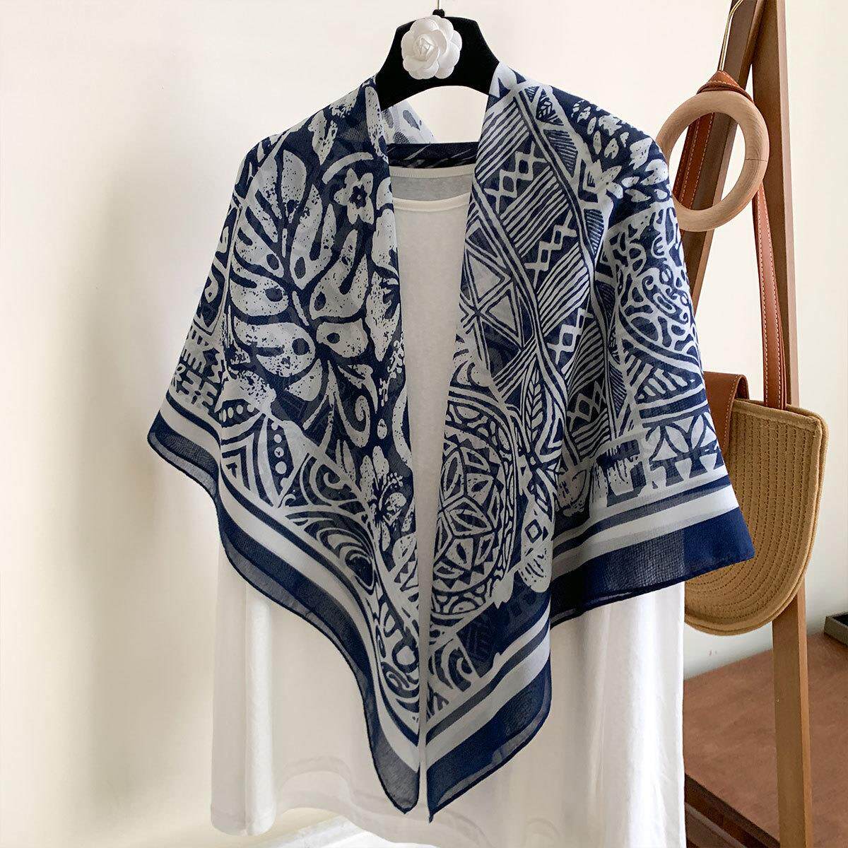 仿丝棉轻奢百搭印花丝巾新款110cm蓝色系防晒大方巾女士披肩头巾