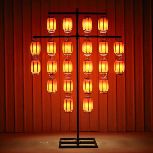 新款中式婚庆灯笼屏风路引婚礼背景铁艺宫灯布置红灯笼装饰道具