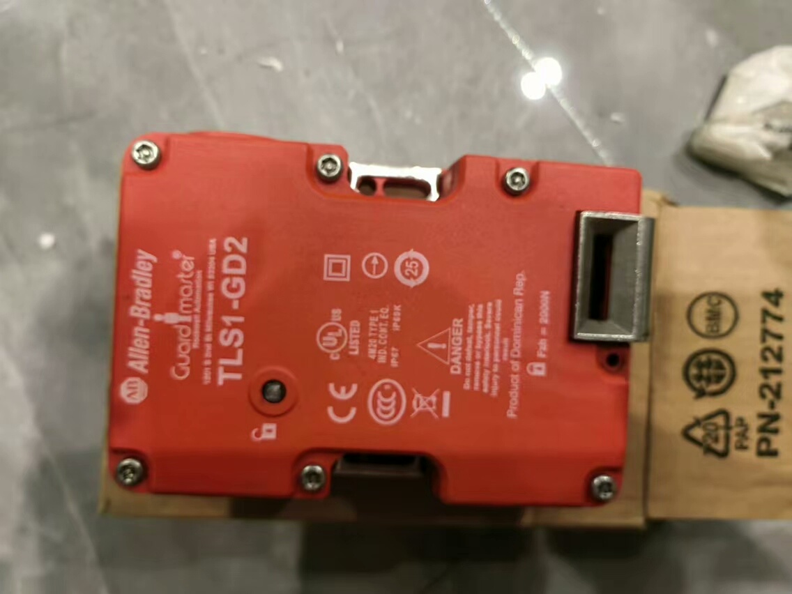 AB罗克韦尔安全门锁拆机，包好，缺个螺丝，不影响使用，通电正