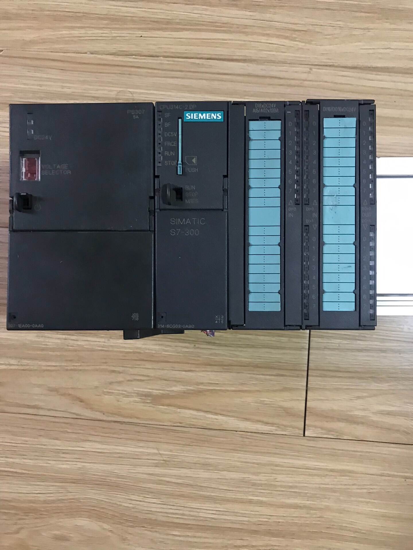 西门子314-6CG03-0AB0，成色充新拆机件，功能已测