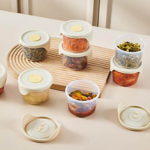 Food storage fresh-keeping box with food-grade silicone lid,