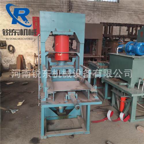 供应4-35型半自动水泥砖机 免烧砖机成套设备 小型砖机生产线