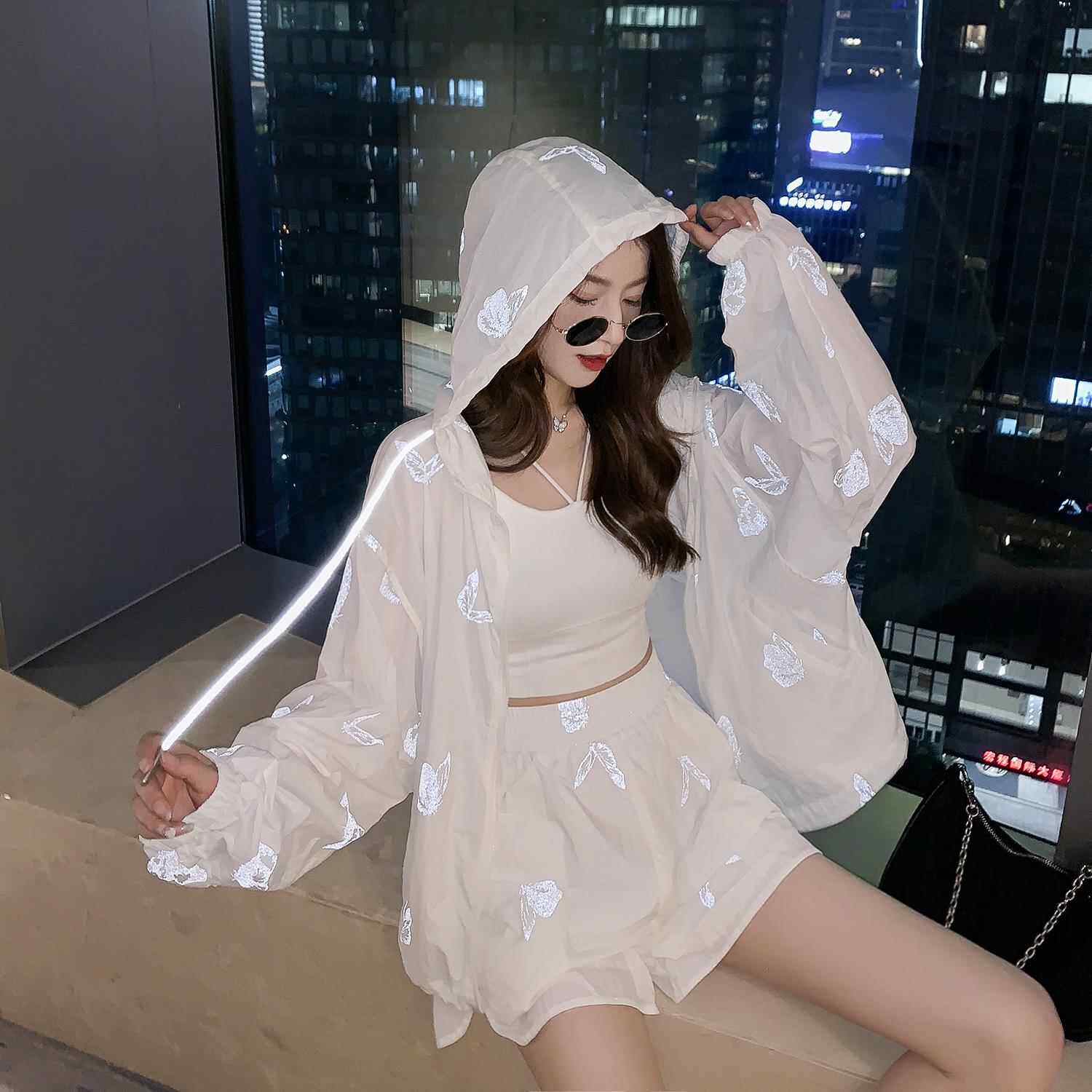 冰丝防晒衣女夏季薄款短裤运动套装连帽罩衫反光外套小个子骑行服