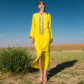 亮黄色手缝钻拼接金织带中东摩洛哥女装迪拜连帽连衣裙包扣连衣裙