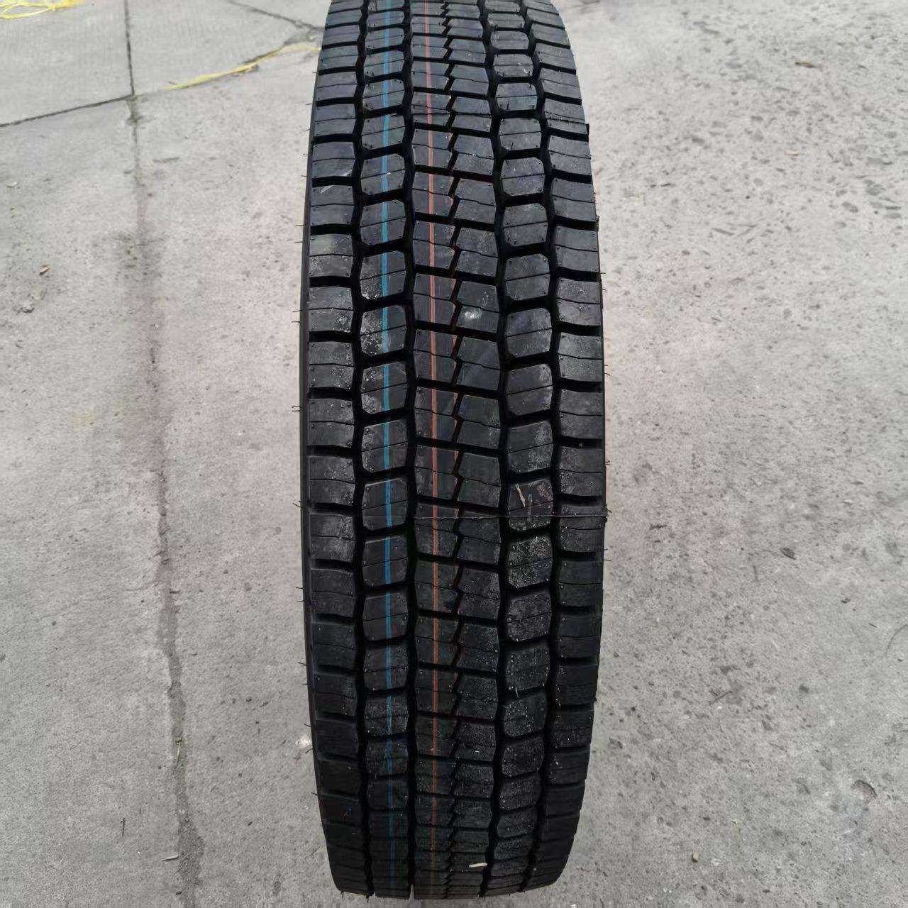豪顺轮胎12R22.5-18PR花纹AK196 驱动花纹 耐磨 载重 省油