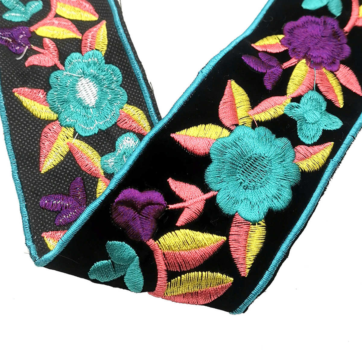 厂家直销 欧美民族风织带 刺绣服装辅料花边异国风情绣花条码