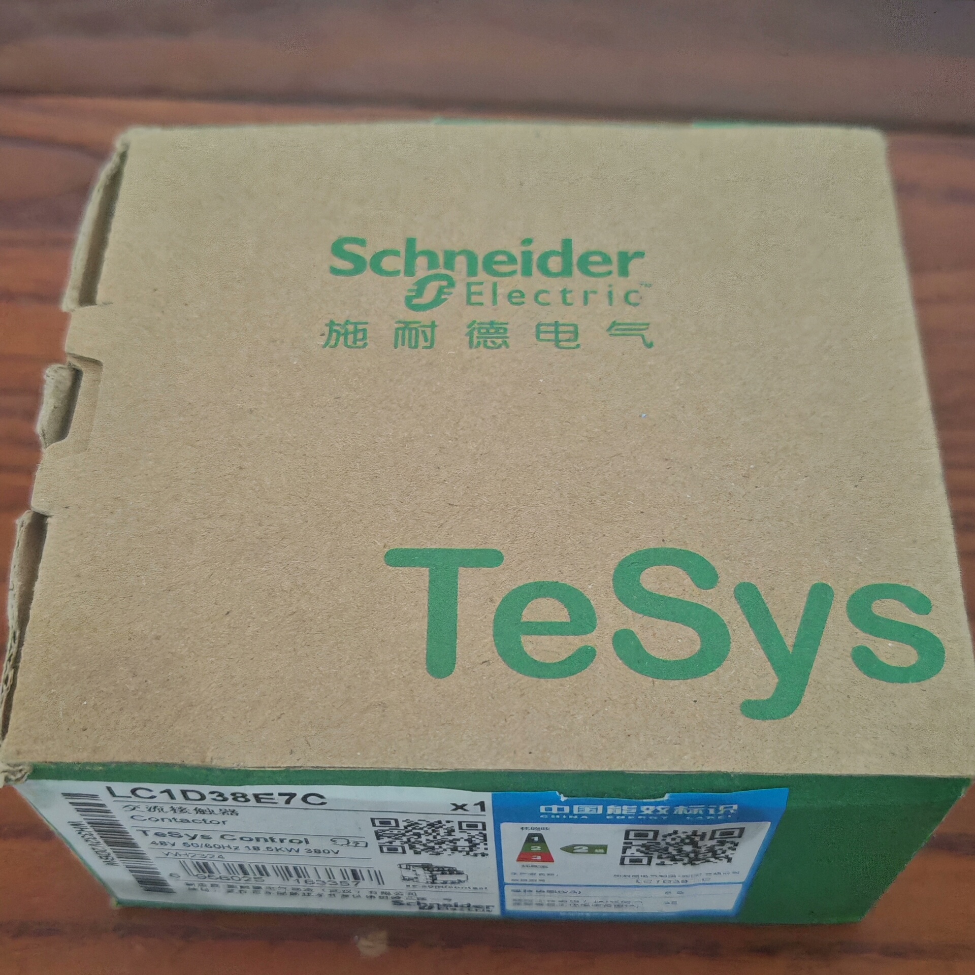 全新正品未使用施耐德接触器