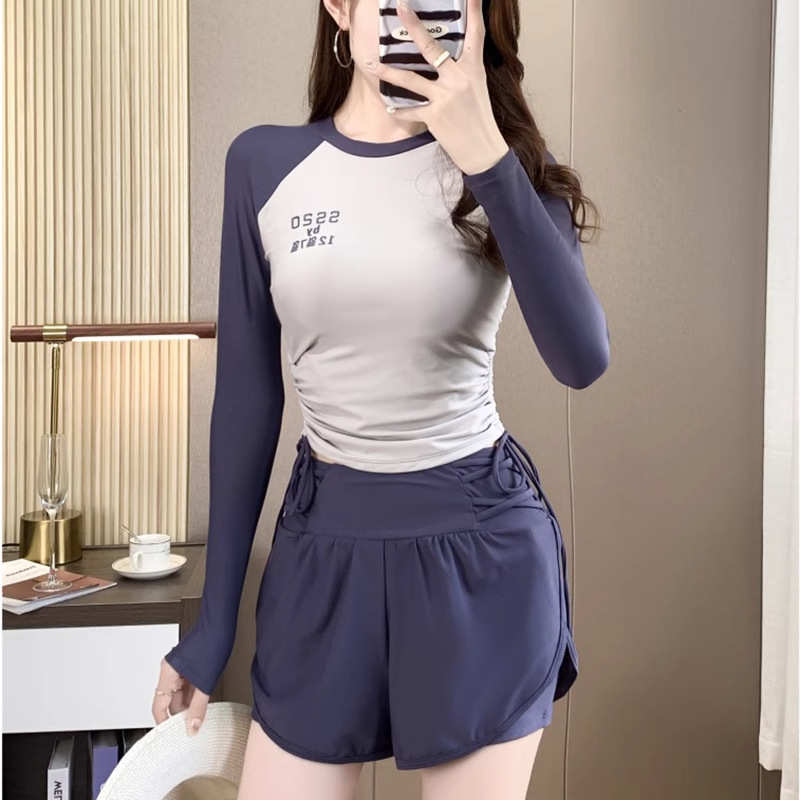 分体泳衣女款2024年新款爆款保守平角微胖女孩遮肉肚子显瘦高级感