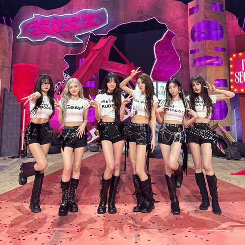 ive xgxz韩国女团同款爵士舞韩舞演出服打歌服套装舞台表演露脐