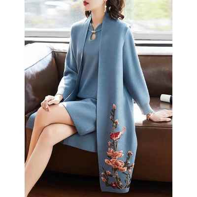 中年妈妈春装连衣裙两件套装新款气质风衣中老年女春秋装针织外套