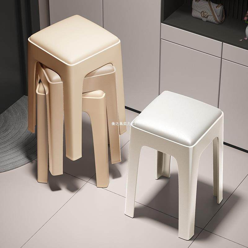 塑料凳子家用餐椅可叠放椅子现代简约餐桌方凳2026新款客厅高板凳