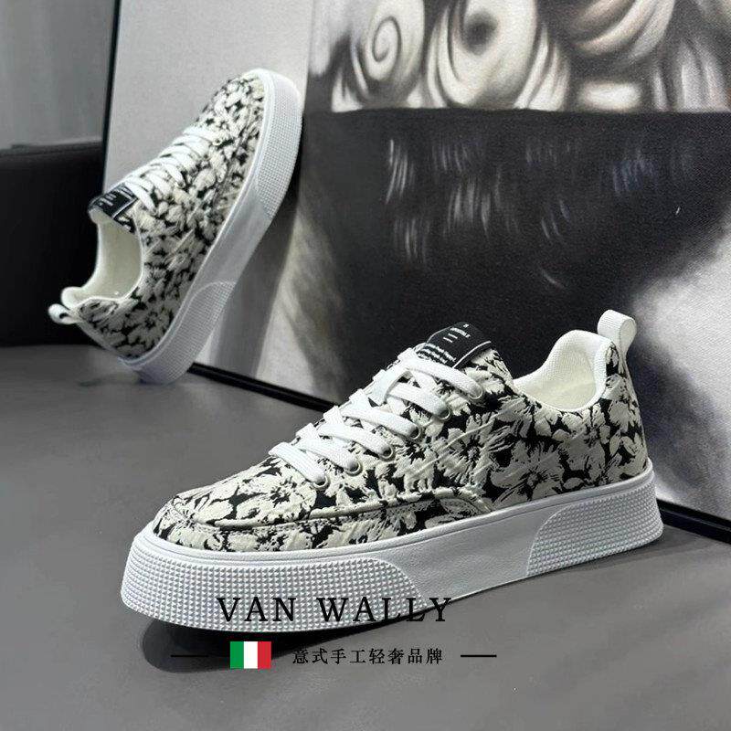 VAN WALLY男鞋2025新款透气帆布鞋运动休闲 低帮滑板鞋印花小白潮