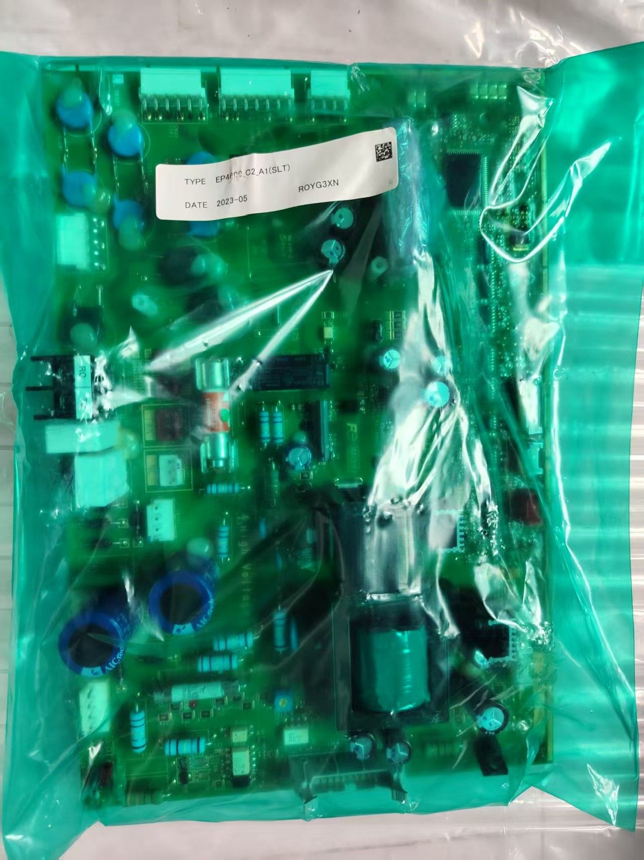 富士变频器电源驱动板，型号EP4600-C2-A1(SLT)