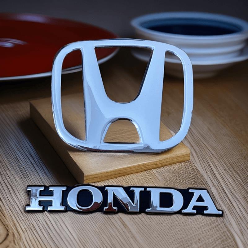 适用本田HONDA摩托车头前挡风板机车装饰H字母标志电动车改装贴标