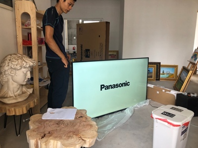 松下 TH-65HX560C怎么样?亮线砸了拆来评测下