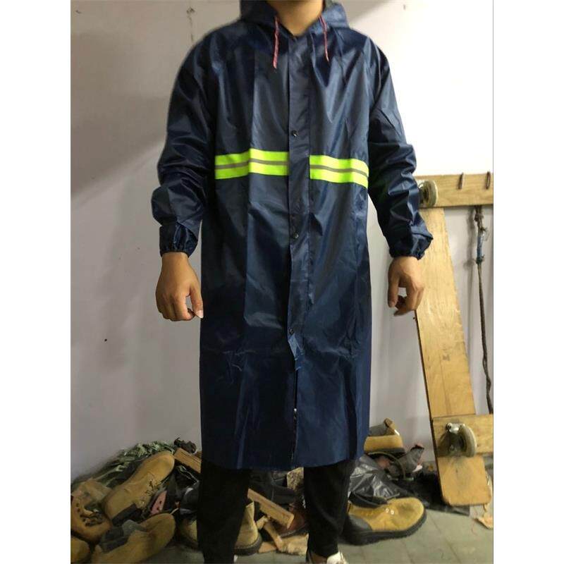 采购产品牛津布雨披集成长雨衣，防雨和防洪水防水服装，纽扣式带