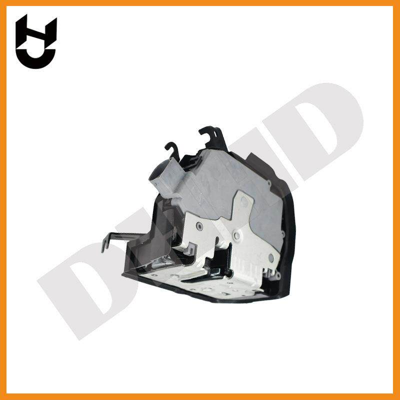 汽车车门锁/ 锁机/旋转式锁右 适用于宝马E46 51217011250