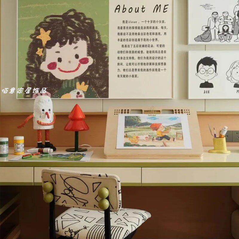 现代轻奢样板间儿童房绘画主题软装摆件女孩房书桌有趣装饰品组合
