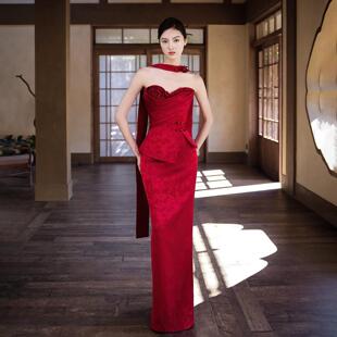 新中式抹胸晨袍女新娘订婚结婚礼服裙2026新款高级感出阁宴敬酒服