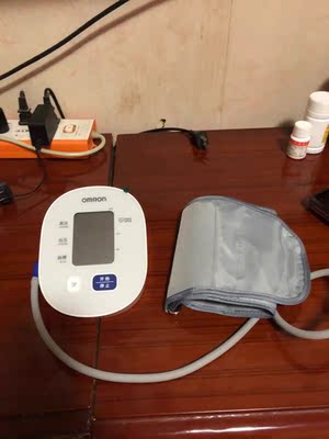 欧姆龙血压测量仪家用高电子血压计优缺点曝光分析