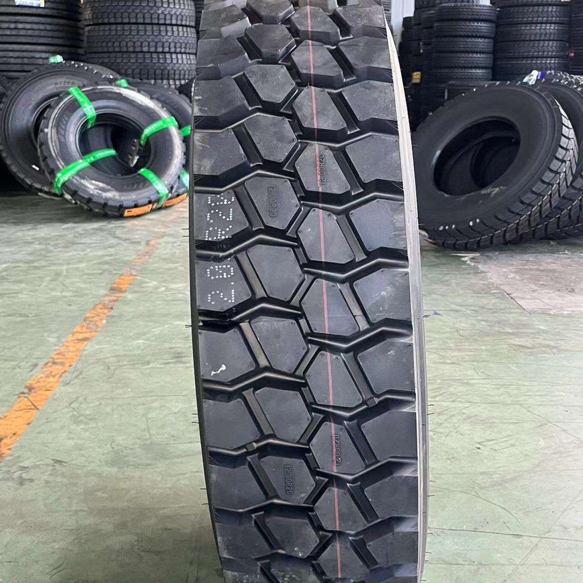 1100r20全钢子午线矿山卡车轮胎1200R20自卸车卡客车轮胎厂家直销