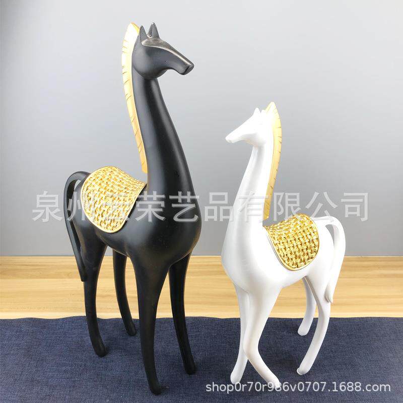 现代新中式树脂工艺品家居摆件陶瓷马动物电视柜书房桌台装饰品